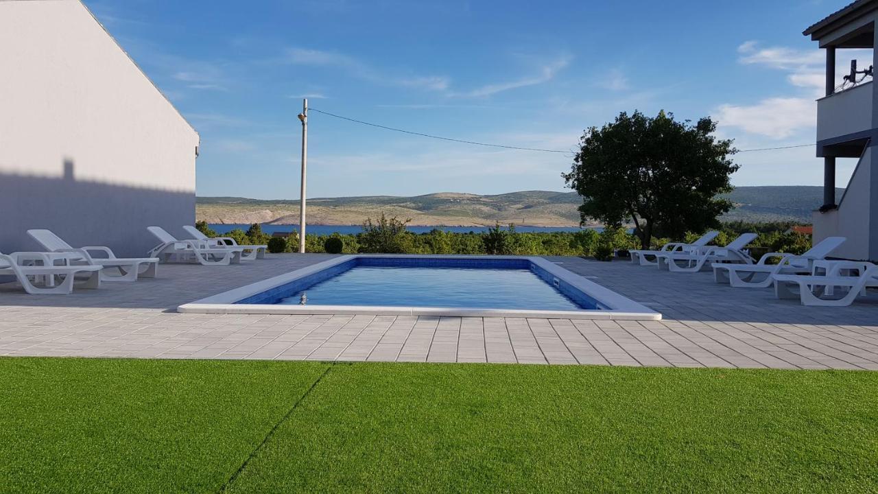 Apartments Zanic With Private Swimming Pool And Sea View Starigrad Paklenica Eksteriør bilde